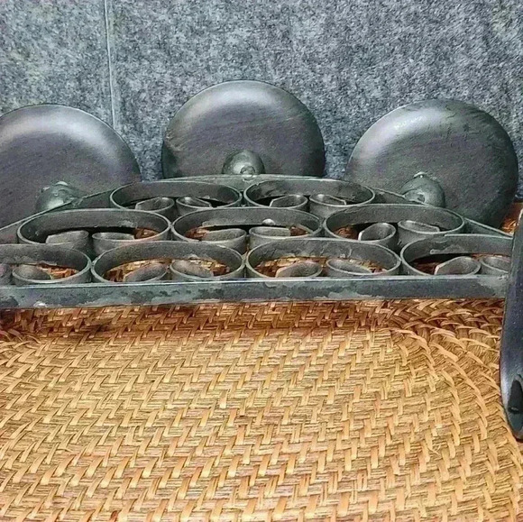 Wrought Iron 5 Candle Holder Scrolled Shape 8.5" Height x 20" Length - Picture 9 of 9